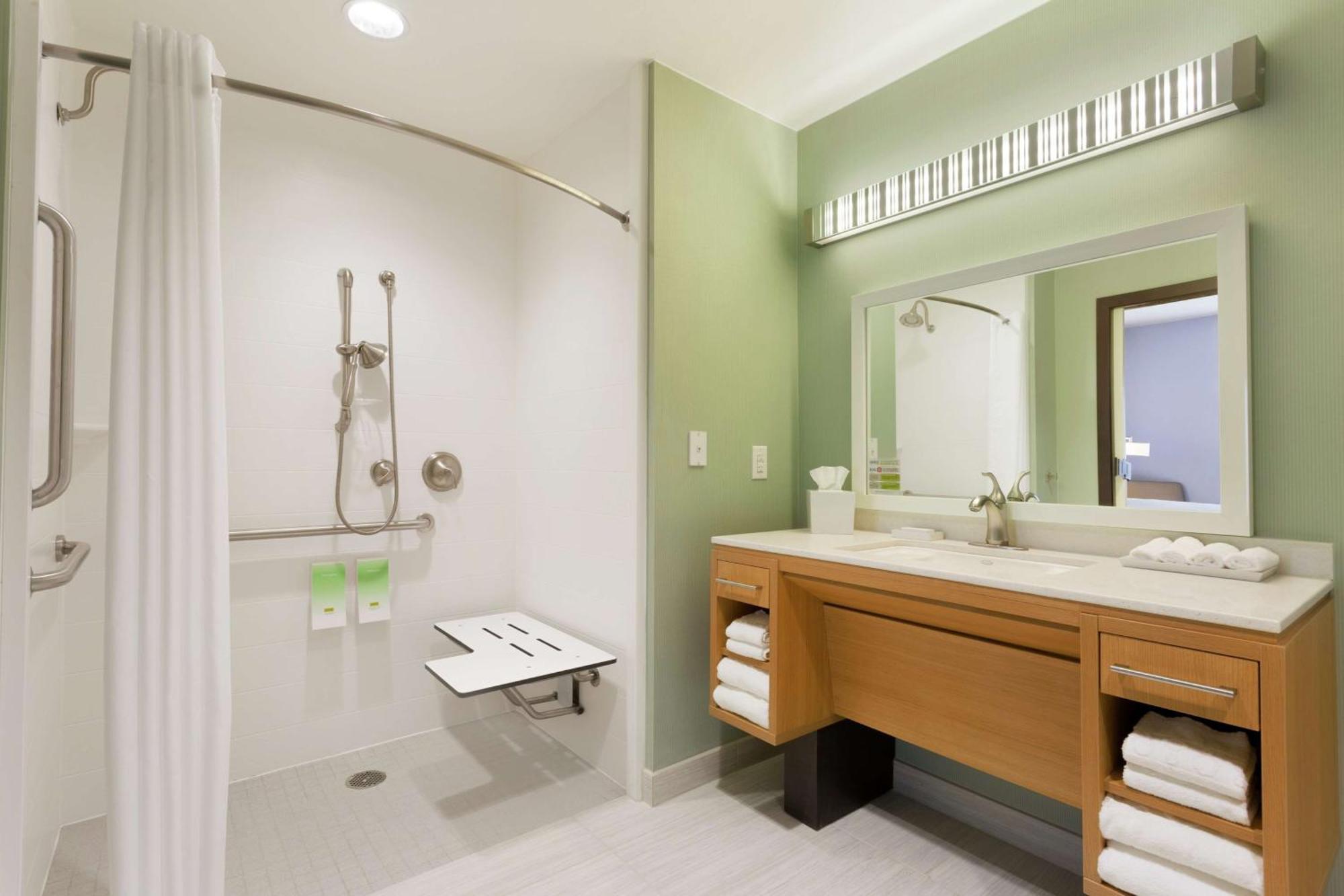 Home2 Suites By Hilton Мидланд Екстериор снимка