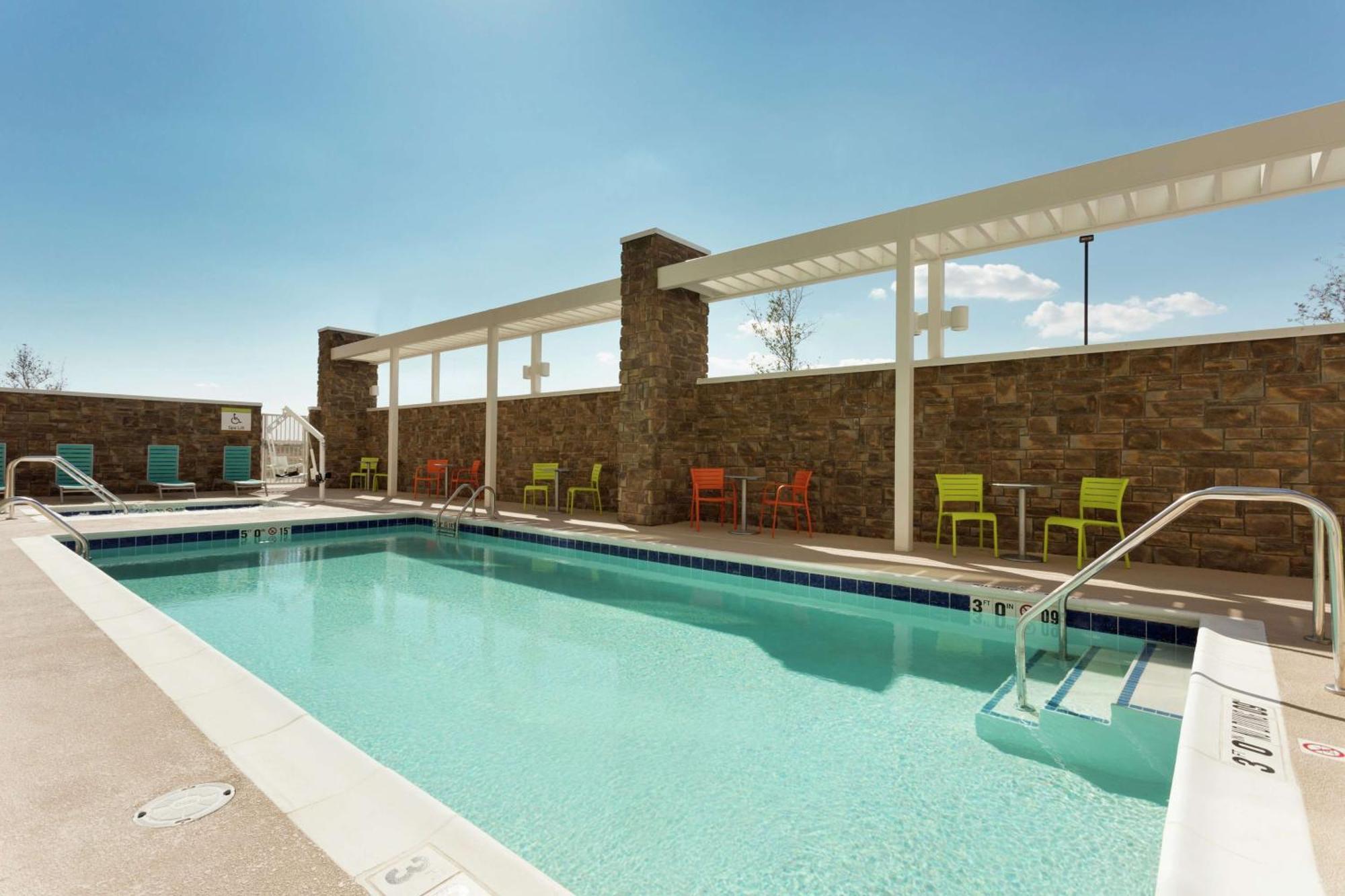 Home2 Suites By Hilton Мидланд Екстериор снимка